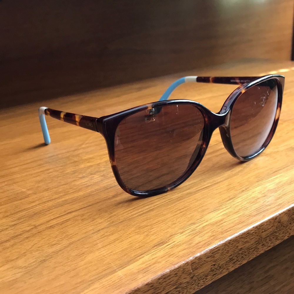 Tom’s Sandela Sunglasses
